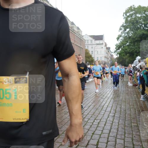 13.09.2026 - Kiel Lauf Yannick Fuchs http://msf.ph/oto/10417705 13.09.2026 10:49:50 Ziel 253, 1388, 1452, 2245, 2733, 3008, 3164, 3294, 3311, 3459, 3508, 4039, 5350, 5370, 5849, 6024, 6157, 6827, 6830, 6831, 7011, 7437, 8185, 8237, 8263, 8595, 8644, 8977, 9037, 9107, 9275, 9449, 10534, 10703, 10767, 11354, 11414, 11524, 11712, 11880, 12378, 12410, 959, 1770, 2010, 2051, 2133, 2167, 2668, 2705, 3259, 3523, 3528, 3895, 3979, 4049, 4169, 4206, 4599, 4815, 4937, 5054, 5179, 5480, 5614, 5651, 5741, 6034, 6292, 6321, 6339, 6855, 6877, 7182, 1533 meine-sportfotos.de