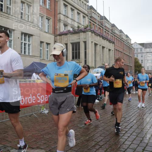 13.09.2026 - Kiel Lauf Yannick Fuchs http://msf.ph/oto/10417711 13.09.2026 10:49:51 Ziel 253, 1388, 1452, 2245, 2733, 3008, 3076, 3164, 3294, 3311, 3459, 3508, 4039, 4921, 5350, 5370, 5849, 6024, 6157, 6827, 6830, 6831, 7011, 7437, 8185, 8237, 8595, 8644, 8977, 9037, 9107, 9275, 9449, 10171, 10216, 10534, 10703, 10767, 11354, 11414, 11524, 11712, 12378, 12410, 12590, 959, 1770, 2010, 2133, 2167, 2245, 2668, 2705, 3259, 3523, 3528, 3895, 3979, 4049, 4169, 4599, 4815, 4937, 5054, 5179, 5480, 5614, 5651, 5741, 6024, 6034, 6292, 6321, 6339, 6855, 6877, 7182, 1533 meine-sportfotos.de