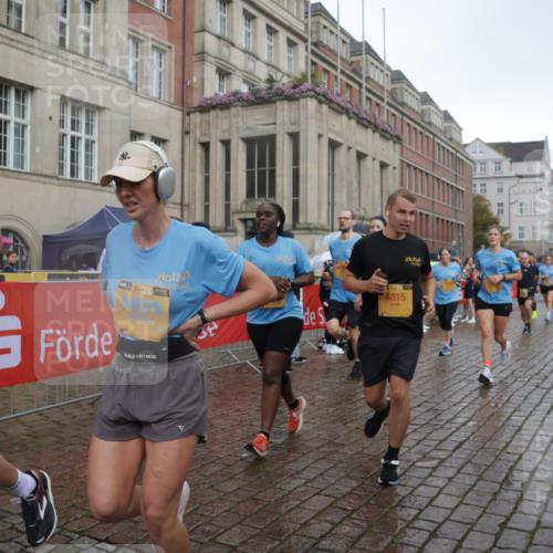 13.09.2026 - Kiel Lauf Yannick Fuchs http://msf.ph/oto/10417714 13.09.2026 10:49:51 Ziel 253, 1388, 1452, 2245, 2733, 3008, 3076, 3164, 3294, 3311, 3459, 3508, 4039, 4921, 5350, 5370, 5849, 6024, 6157, 6827, 6830, 6831, 7011, 7437, 8185, 8237, 8595, 8644, 8977, 9037, 9107, 9275, 9449, 10171, 10216, 10534, 10703, 10767, 11354, 11414, 11524, 11712, 12378, 12410, 12590, 959, 1770, 2010, 2133, 2167, 2245, 2668, 2705, 3259, 3523, 3528, 3895, 3979, 4049, 4169, 4599, 4815, 4937, 5054, 5179, 5480, 5614, 5651, 5741, 6024, 6034, 6292, 6321, 6339, 6855, 6877, 7182, 1533 meine-sportfotos.de