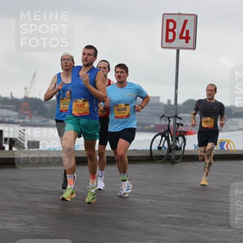 13.09.2026 - Kiel Lauf Andreas Tolksdorf http://msf.ph/oto/10417778 13.09.2026 10:56:47 Kiellinie 39, 8609, 373, 6182, 6549, 4, 10512, 9316, 9855 meine-sportfotos.de