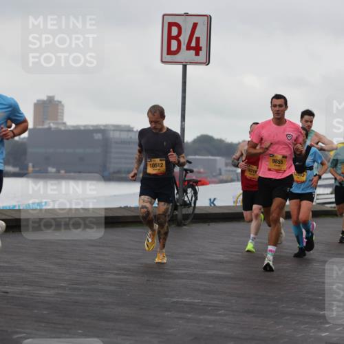 13.09.2026 - Kiel Lauf Andreas Tolksdorf http://msf.ph/oto/10417801 13.09.2026 10:56:48 Kiellinie 6549, 4, 10512, 9316, 9855, 12683, 10008, 253 meine-sportfotos.de
