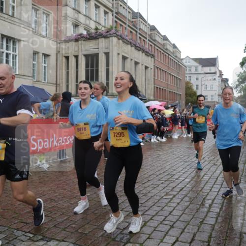 13.09.2026 - Kiel Lauf Yannick Fuchs http://msf.ph/oto/10417817 13.09.2026 10:49:56 Ziel 136, 253, 1401, 1452, 2733, 3008, 3076, 3164, 3459, 4039, 4317, 4921, 5115, 5350, 5370, 5685, 6827, 6830, 6831, 7437, 8185, 8237, 8459, 8595, 8977, 9037, 9449, 10171, 10216, 10237, 10297, 10534, 10703, 10767, 11414, 11485, 11524, 11712, 12590, 959, 1388, 1770, 2010, 2133, 2167, 2245, 2668, 2705, 3259, 3294, 3311, 3508, 3528, 3979, 4049, 4169, 4937, 5054, 5179, 5651, 5741, 5849, 6024, 6034, 6157, 6292, 6321, 6339, 6877, 7011, 8644, 9037 meine-sportfotos.de