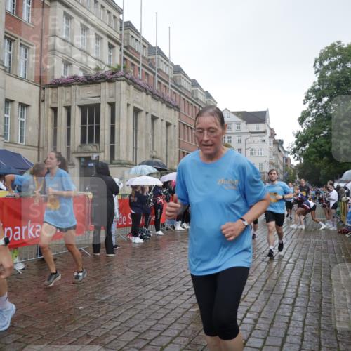 13.09.2026 - Kiel Lauf Yannick Fuchs http://msf.ph/oto/10417833 13.09.2026 10:49:56 Ziel 136, 253, 1401, 1452, 2733, 3008, 3076, 3164, 3459, 4039, 4317, 4921, 5115, 5350, 5370, 5685, 6827, 6830, 6831, 7437, 8185, 8237, 8459, 8595, 8977, 9037, 9449, 10171, 10216, 10237, 10297, 10534, 10703, 10767, 11414, 11485, 11524, 11712, 12590, 959, 1388, 1770, 2010, 2133, 2167, 2245, 2668, 2705, 3259, 3294, 3311, 3508, 3528, 3979, 4049, 4169, 4937, 5054, 5179, 5651, 5741, 5849, 6024, 6034, 6157, 6292, 6321, 6339, 6877, 7011, 8644, 9037 meine-sportfotos.de