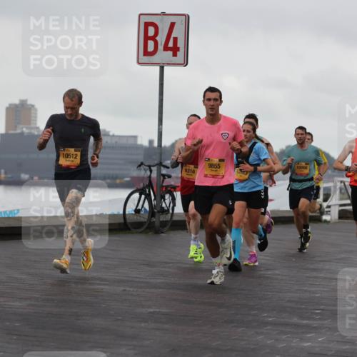 13.09.2026 - Kiel Lauf Andreas Tolksdorf http://msf.ph/oto/10417854 13.09.2026 10:56:48 Kiellinie 10512, 4, 10008, 9855, 2083, 9316, 9253, 3970 meine-sportfotos.de