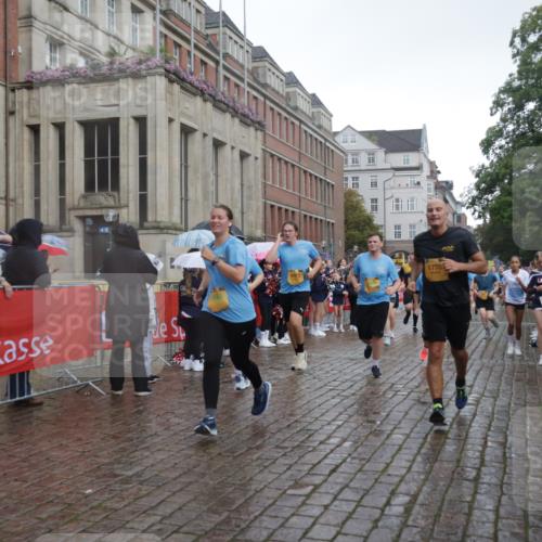 13.09.2026 - Kiel Lauf Yannick Fuchs http://msf.ph/oto/10417903 13.09.2026 10:50:01 Ziel 136, 253, 723, 1057, 1401, 1452, 2733, 2901, 3076, 4039, 4317, 4921, 5115, 5438, 5685, 5804, 6445, 6830, 7437, 8185, 8237, 8459, 8595, 8665, 10171, 10216, 10237, 10297, 10534, 10767, 11414, 11437, 11485, 11712, 11776, 12590, 12664, 12747, 959, 1388, 1770, 2167, 2245, 2668, 2705, 3008, 3164, 3259, 3294, 3311, 3459, 3508, 3528, 3979, 4049, 5054, 5179, 5350, 5370, 5651, 5741, 5849, 6024, 6034, 6157, 6292, 6321, 6339, 6827, 6830, 6831, 6877, 7011, 8644, 8977, 9037, 177 meine-sportfotos.de