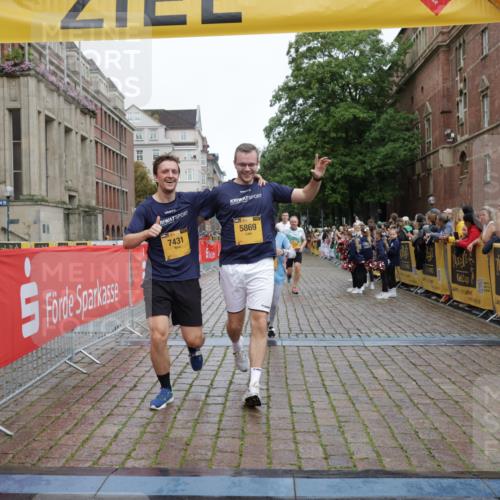 13.09.2026 - Kiel Lauf Yannick Fuchs http://msf.ph/oto/10417920 13.09.2026 09:39:16 Ziel 20, 5272, 5398, 5869, 7216, 7431, 12496, 12682, 12833, 682, 1702, 1927, 4314, 7747, 8313, 8482, 8943, 9759, 9838, 10415, 10894, 3522, 4104, 8591, 8807, 9351, 9444, 3814, 4518, 4975, 8482, 9759, 10415 meine-sportfotos.de
