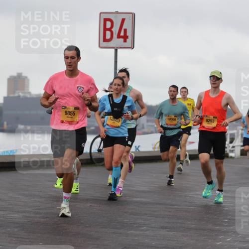 13.09.2026 - Kiel Lauf Andreas Tolksdorf http://msf.ph/oto/10417923 13.09.2026 10:56:49 Kiellinie 12, 39, 9855, 4, 12683, 10008, 9253, 3970 meine-sportfotos.de