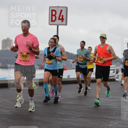 13.09.2026 - Kiel Lauf Andreas Tolksdorf http://msf.ph/oto/10417938 13.09.2026 10:56:49 Kiellinie 39, 9855, 4, 12683, 10008, 9253, 3970 meine-sportfotos.de