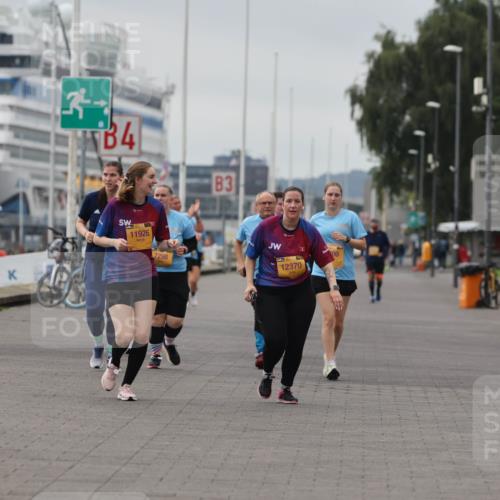 13.09.2026 - Kiel Lauf Andreas Tolksdorf http://msf.ph/oto/10418068 13.09.2026 10:08:22 Kiellinie 3, 4, 3, 11926, 7298, 12370, 00, 115 meine-sportfotos.de