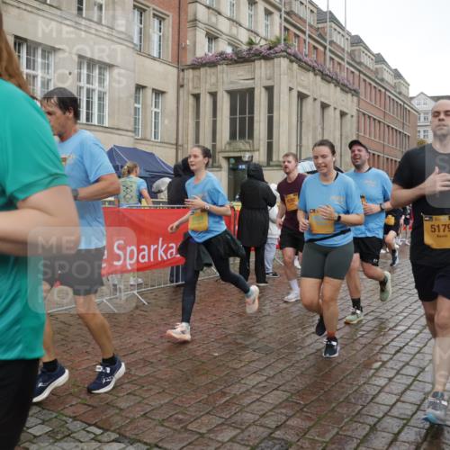 13.09.2026 - Kiel Lauf Yannick Fuchs http://msf.ph/oto/10418083 13.09.2026 10:50:10 Ziel 124, 706, 707, 723, 1008, 1057, 1154, 1401, 2709, 2901, 3889, 4317, 4714, 4743, 5394, 5438, 5804, 6248, 6250, 6445, 7788, 7791, 7806, 8375, 8398, 8665, 9034, 9423, 9949, 10237, 11391, 11437, 11776, 12664, 12747, 136, 253, 1388, 1452, 2245, 2668, 2733, 3008, 3076, 3164, 3294, 3311, 3459, 3508, 3979, 4039, 4049, 4317, 4921, 5115, 5179, 5350, 5370, 5651, 5685, 5849, 6024, 6157, 6292, 6339, 6827, 6830, 6831, 6877, 7011, 8237, 8644, 8977, 9037, 177, 3259, 6321, 8717 meine-sportfotos.de