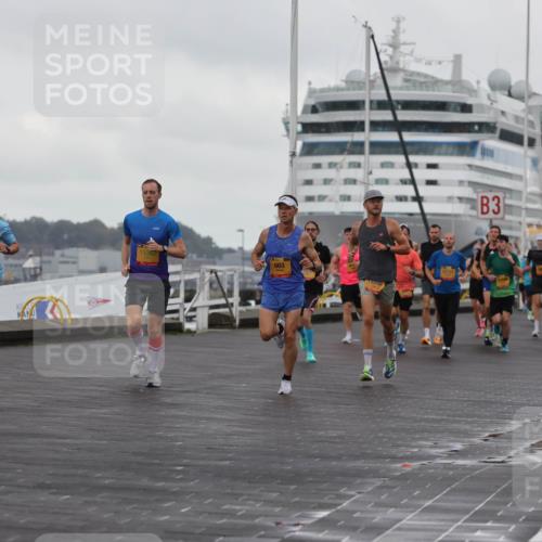 13.09.2026 - Kiel Lauf Andreas Tolksdorf http://msf.ph/oto/10418130 13.09.2026 10:56:52 Kiellinie 4, 5522, 1267, 663, 11085, 12121, 3 meine-sportfotos.de