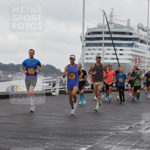 13.09.2026 - Kiel Lauf Andreas Tolksdorf http://msf.ph/oto/10418173 13.09.2026 10:56:52 Kiellinie 4, 11267, 5522, 663, 17085, 12121, 3 meine-sportfotos.de