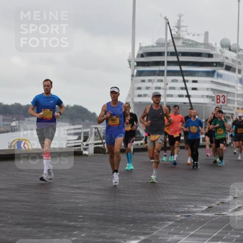 13.09.2026 - Kiel Lauf Andreas Tolksdorf http://msf.ph/oto/10418179 13.09.2026 10:56:52 Kiellinie 4, 5522, 11267, 415, 663, 12121, 3 meine-sportfotos.de