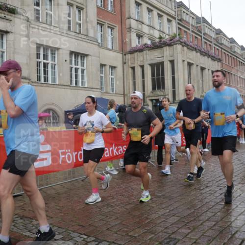 13.09.2026 - Kiel Lauf Yannick Fuchs http://msf.ph/oto/10418245 13.09.2026 10:50:21 Ziel 177, 213, 274, 706, 707, 835, 1008, 1154, 1779, 1980, 3214, 3216, 3436, 3737, 3769, 3889, 4270, 4743, 5394, 5456, 6127, 6248, 6250, 7791, 7806, 8086, 8365, 8398, 8753, 8779, 8865, 8866, 8880, 9034, 9231, 9325, 9423, 9949, 10382, 11391, 11413, 11545, 11614, 12117, 12288, 124, 136, 253, 723, 1057, 1401, 1452, 2709, 2733, 2901, 3008, 3076, 3164, 3459, 4039, 4317, 4714, 4921, 5115, 5350, 5370, 5394, 5438, 5685, 5804, 6445, 6827, 6830, 6831, 8237, 8977, 9037 meine-sportfotos.de