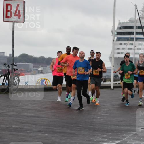 13.09.2026 - Kiel Lauf Andreas Tolksdorf http://msf.ph/oto/10418288 13.09.2026 10:56:56 Kiellinie 4, 11000, 4114, 12121, 10208, 4010, 3, 12449, 8371, 2565, 2562 meine-sportfotos.de