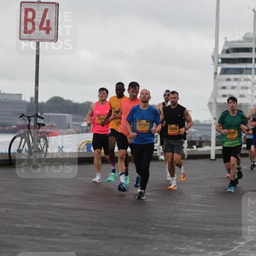 13.09.2026 - Kiel Lauf Andreas Tolksdorf http://msf.ph/oto/10418322 13.09.2026 10:56:57 Kiellinie 4930, 4, 4114, 68, 12121, 10208, 12449, 8371, 2565, 3, 2562 meine-sportfotos.de