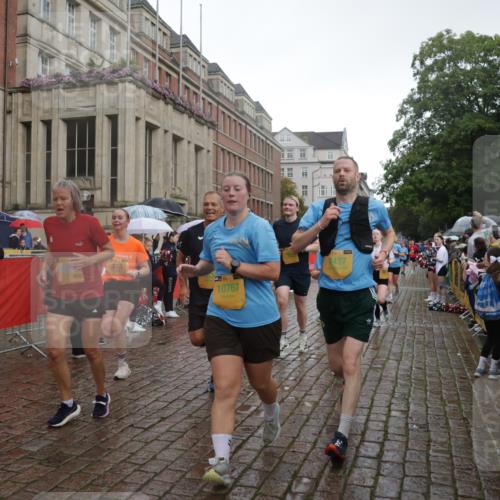 13.09.2026 - Kiel Lauf Yannick Fuchs http://msf.ph/oto/10418345 13.09.2026 10:50:28 Ziel 213, 274, 576, 807, 835, 952, 1124, 1779, 1904, 1980, 3032, 3214, 3216, 3436, 3737, 3769, 3929, 4270, 4922, 5100, 5456, 5549, 5800, 6127, 6666, 6864, 7266, 7520, 8086, 8131, 8365, 8753, 8779, 8865, 8866, 8880, 9148, 9231, 9325, 9433, 9434, 10382, 10486, 11080, 11413, 11614, 12117, 12288, 12429, 124, 136, 177, 253, 706, 707, 723, 1008, 1057, 1154, 1401, 1452, 2709, 2733, 2901, 3076, 3436, 3889, 4039, 4317, 4714, 4743, 4921, 5115, 5394, 5438, 5456, 5685, 5804, 6248, 6250, 6445 meine-sportfotos.de