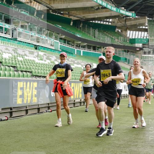 13.09.2026 - 21. swb-Marathon Bremen Michael Burmester http://msf.ph/oto/10418365 13.09.2026 10:43:08 Laufen im Stadion 10002, 10004, 10005, 10148, 10271, 10303, 10325, 10330, 10335, 10361, 10362, 10395, 10396, 10402, 10422, 10459, 10461, 10462, 10474, 10490, 10491, 10513, 10519, 10546, 10557, 10572, 10605, 10606, 10665, 10752, 10773, 10784, 10805, 10854, 10880, 10899, 10900, 10909, 10963, 10977, 11026, 11027, 11041, 11078, 11084, 11085, 11090, 11097, 11098, 11140, 11173, 11192, 11217, 11264, 11274, 11333, 11337, 11448, 11456, 11461, 11482 meine-sportfotos.de