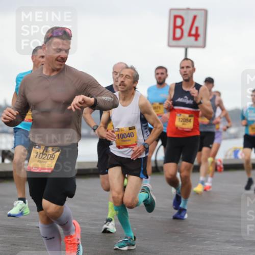 13.09.2026 - Kiel Lauf Andreas Tolksdorf http://msf.ph/oto/10418373 13.09.2026 10:57:06 Kiellinie 949, 10209, 4, 10040, 12084, 197 meine-sportfotos.de