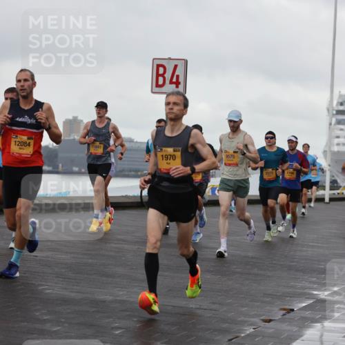 13.09.2026 - Kiel Lauf Andreas Tolksdorf http://msf.ph/oto/10418446 13.09.2026 10:57:08 Kiellinie 12084, 11841, 4, 1970, 976, 9575, 2572, 1166, 3 meine-sportfotos.de