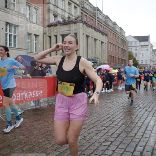 13.09.2026 - Kiel Lauf Yannick Fuchs http://msf.ph/oto/10418598 13.09.2026 10:50:42 Ziel 395, 715, 1737, 1904, 1921, 2029, 2521, 2530, 3238, 3295, 4279, 4875, 5426, 5430, 5800, 7224, 7229, 8105, 8131, 8768, 8848, 9013, 9599, 10028, 10029, 10192, 10198, 10391, 10968, 11684, 11960, 12092, 12262, 12602, 124, 177, 213, 274, 576, 706, 707, 807, 835, 952, 1008, 1124, 1154, 1779, 1980, 2709, 3032, 3214, 3216, 3436, 3737, 3769, 3889, 3929, 4270, 4714, 4743, 4922, 5100, 5394, 5456, 5549, 6127, 6248, 6250, 6666, 6864, 7266, 7520, 8131 meine-sportfotos.de