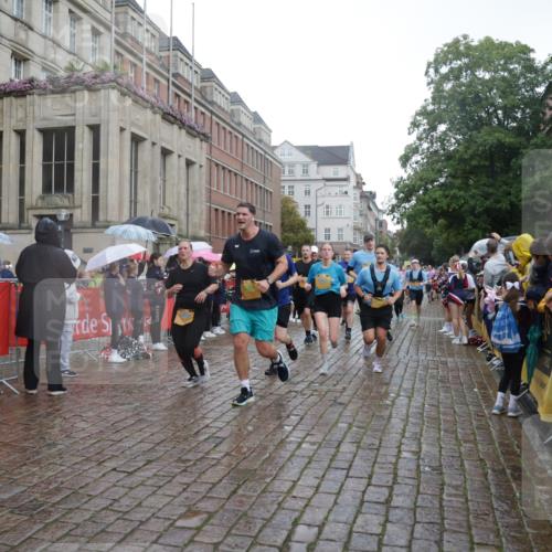 13.09.2026 - Kiel Lauf Yannick Fuchs http://msf.ph/oto/10418631 13.09.2026 10:50:45 Ziel 395, 715, 1737, 1921, 2029, 2521, 2530, 2578, 3238, 3295, 4279, 4875, 5426, 5430, 7224, 7229, 7314, 8105, 8215, 8768, 8848, 9013, 9508, 9599, 9798, 10028, 10029, 10192, 10198, 10391, 10968, 11684, 11960, 12092, 12262, 12602, 124, 177, 213, 274, 395, 576, 706, 707, 807, 835, 952, 1008, 1124, 1154, 1737, 1779, 1904, 1921, 1980, 2530, 3032, 3214, 3216, 3436, 3737, 3769, 3889, 3929, 4270, 4743, 4922, 5100, 5394, 5456, 5549, 5800, 6127, 6248, 6250, 6666, 6864, 7266, 7520, 8131 meine-sportfotos.de