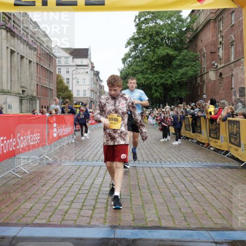 13.09.2026 - Kiel Lauf Yannick Fuchs http://msf.ph/oto/10418632 13.09.2026 09:40:04 Ziel 1120, 2123, 3416, 5081, 5946, 6209, 12715, 2123, 2510, 4090, 4605, 4862, 8620, 9351, 9367, 9444, 9782, 10031, 10303, 10769, 11034, 12172, 2284, 2546, 3724, 4987, 9734, 10413, 10418, 10825, 10971, 11410, 3522, 4104, 8591, 8807 meine-sportfotos.de