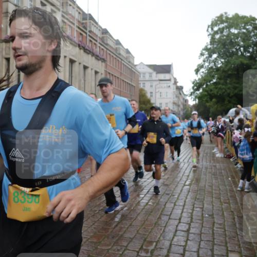 13.09.2026 - Kiel Lauf Yannick Fuchs http://msf.ph/oto/10418655 13.09.2026 10:50:47 Ziel 715, 2029, 2521, 2578, 3238, 3295, 4279, 5426, 5430, 5992, 7224, 7229, 7314, 8105, 8215, 8848, 9508, 9599, 9798, 10028, 10029, 10192, 10198, 10391, 10968, 11684, 11960, 12092, 12262, 12608, 177, 213, 274, 395, 576, 706, 707, 807, 835, 952, 1008, 1124, 1154, 1737, 1779, 1904, 1921, 1980, 2530, 3032, 3214, 3216, 3436, 3737, 3769, 3889, 3929, 4270, 4743, 4875, 4922, 5100, 5456, 5549, 5800, 6127, 6248, 6250, 6666, 6864, 7266, 7520, 8131, 8768 meine-sportfotos.de
