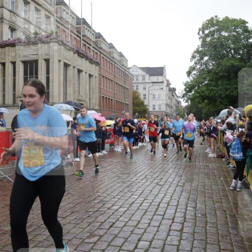 13.09.2026 - Kiel Lauf Yannick Fuchs http://msf.ph/oto/10418661 13.09.2026 10:50:50 Ziel 715, 2029, 2578, 2772, 3238, 3295, 4279, 4354, 5426, 5430, 5992, 7224, 7314, 8105, 8215, 8848, 9092, 9508, 9599, 9689, 9798, 10028, 10029, 10198, 10968, 11454, 11684, 11960, 12262, 12608, 177, 213, 274, 395, 576, 807, 835, 952, 1008, 1124, 1737, 1779, 1904, 1921, 1980, 2521, 2530, 3032, 3214, 3216, 3436, 3737, 3769, 3929, 4270, 4743, 4875, 4922, 5100, 5456, 5549, 5800, 6127, 6248, 6250, 6666, 6864, 7229, 7266, 7520, 8131, 8768, 10192, 10391, 12092, 3436 meine-sportfotos.de