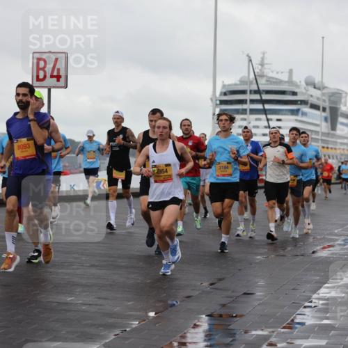 13.09.2026 - Kiel Lauf Andreas Tolksdorf http://msf.ph/oto/10418672 13.09.2026 10:57:11 Kiellinie 4, 11272, 8093, 954, 3194 meine-sportfotos.de