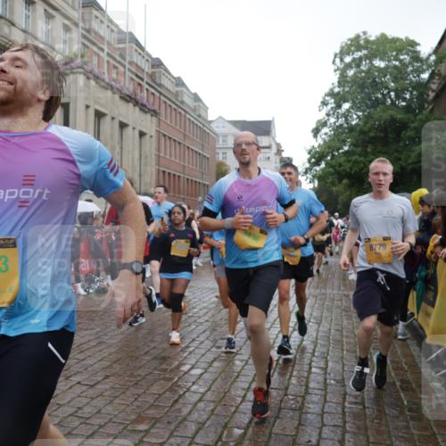 13.09.2026 - Kiel Lauf Yannick Fuchs http://msf.ph/oto/10418695 13.09.2026 10:50:52 Ziel 715, 2029, 2578, 2772, 3238, 3295, 4279, 4354, 5426, 5430, 5992, 7224, 7314, 8105, 8215, 8848, 9092, 9508, 9599, 9689, 9798, 10028, 10029, 10198, 11454, 11960, 12608, 177, 213, 274, 395, 576, 807, 835, 952, 1124, 1737, 1779, 1904, 1921, 1980, 2521, 2530, 3032, 3214, 3216, 3436, 3737, 3769, 3929, 4270, 4875, 4922, 5100, 5426, 5430, 5456, 5549, 5800, 6127, 6666, 6864, 7229, 7266, 7520, 8105, 8131, 8768, 9599, 10192, 10198, 10391, 10968, 11684, 12092, 12262, 3214, 3216, 3436 meine-sportfotos.de