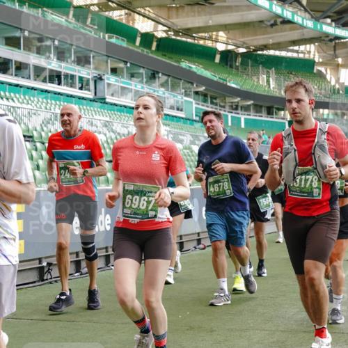 13.09.2026 - 21. swb-Marathon Bremen Michael Burmester http://msf.ph/oto/10418699 13.09.2026 13:20:43 Laufen im Stadion 333, 423, 464, 512, 620, 704, 782, 938, 1066, 1129, 1156, 1158, 1177, 1316, 1409, 1439, 1446, 1676, 1697, 1756, 1808, 1815, 1846, 1916, 2010, 2028, 2064, 2139, 2201, 2240, 2258, 2278, 2315, 2349, 2394, 2395, 2414, 2417, 2437, 2501, 2519, 2533, 2551, 2588, 2626, 2689, 2694, 2695, 2702, 2703, 2722, 2736, 2756, 2793, 2828, 2886, 2954, 3004, 3010, 3017, 3018, 3035, 3036, 3037, 3059, 3070, 3074, 3102, 3116, 3139, 3144, 3243, 3263, 3264, 3310, 3315 meine-sportfotos.de