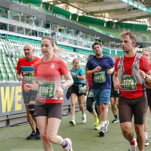 13.09.2026 - 21. swb-Marathon Bremen Michael Burmester http://msf.ph/oto/10418734 13.09.2026 13:20:43 Laufen im Stadion 333, 423, 464, 512, 620, 704, 782, 938, 1066, 1129, 1156, 1158, 1177, 1316, 1409, 1439, 1446, 1676, 1697, 1756, 1808, 1815, 1846, 1916, 2010, 2028, 2064, 2139, 2201, 2240, 2258, 2278, 2315, 2349, 2394, 2395, 2414, 2417, 2437, 2501, 2519, 2533, 2551, 2588, 2626, 2689, 2694, 2695, 2702, 2703, 2722, 2736, 2756, 2793, 2828, 2886, 2954, 3004, 3010, 3017, 3018, 3035, 3036, 3037, 3059, 3070, 3074, 3102, 3116, 3139, 3144, 3243, 3263, 3264, 3310, 3315 meine-sportfotos.de