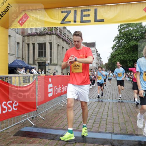 13.09.2026 - Kiel Lauf Yannick Fuchs http://msf.ph/oto/10418808 13.09.2026 09:40:20 Ziel 2284, 2546, 2695, 3724, 4987, 9734, 10413, 10418, 10825, 10971, 11410, 1120, 2123, 2510, 3416, 4090, 4605, 5081, 5946, 6209, 8620, 9367, 10031, 11034, 12715, 1081, 2847, 3552, 3694, 6563, 7131, 7239, 7730, 11750, 2510, 4090, 4605, 4862, 9367, 9782, 10303, 10769, 12172 meine-sportfotos.de
