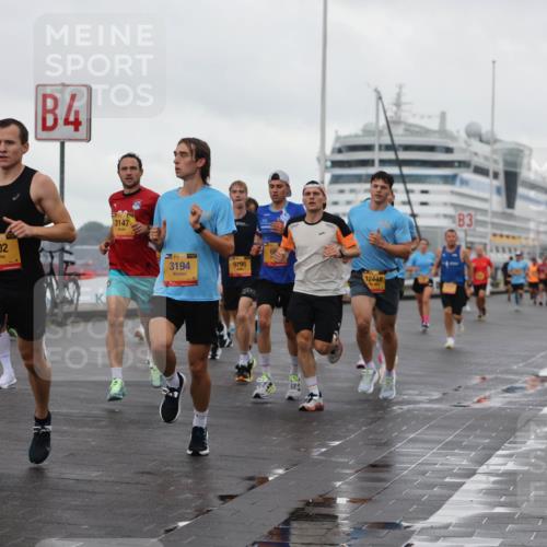 13.09.2026 - Kiel Lauf Andreas Tolksdorf http://msf.ph/oto/10418810 13.09.2026 10:57:13 Kiellinie 54, 4, 902, 3147, 39, 3194, 9795, 12448, 3 meine-sportfotos.de