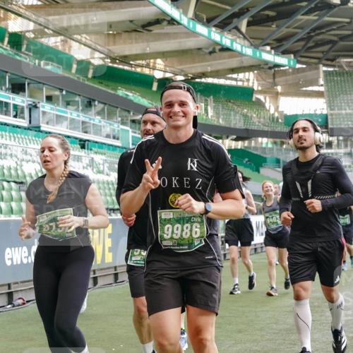 13.09.2026 - 21. swb-Marathon Bremen Michael Burmester http://msf.ph/oto/10418831 13.09.2026 13:20:46 Laufen im Stadion 333, 423, 441, 464, 512, 601, 620, 704, 782, 938, 1066, 1094, 1129, 1156, 1158, 1177, 1316, 1409, 1439, 1446, 1518, 1676, 1697, 1756, 1808, 1815, 1846, 1916, 2010, 2028, 2064, 2139, 2201, 2240, 2258, 2278, 2315, 2349, 2394, 2395, 2414, 2417, 2437, 2501, 2519, 2533, 2551, 2588, 2626, 2689, 2694, 2695, 2702, 2722, 2736, 2756, 2793, 2828, 2886, 2954, 3004, 3010, 3017, 3018, 3035, 3036, 3037, 3059, 3070, 3074, 3102, 3116, 3139, 3144, 3243, 3263, 3264, 3310, 3315 meine-sportfotos.de