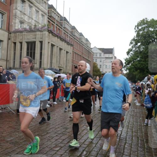 13.09.2026 - Kiel Lauf Yannick Fuchs http://msf.ph/oto/10418839 13.09.2026 10:51:02 Ziel 386, 638, 1442, 2730, 2772, 4106, 4258, 4259, 4273, 4354, 4745, 5999, 6293, 6557, 7013, 7469, 9092, 9689, 10455, 11454, 395, 576, 715, 807, 952, 1124, 1737, 1904, 1921, 2029, 2521, 2530, 2578, 3032, 3238, 3295, 3929, 4279, 4875, 4922, 5100, 5426, 5430, 5549, 5800, 5992, 6666, 6864, 7224, 7229, 7266, 7314, 7520, 8105, 8131, 8215, 8768, 8848, 9508, 9599, 9798, 10028, 10029, 10192, 10198, 10391, 10968, 11684, 11960, 12092, 12262, 238, 251 meine-sportfotos.de