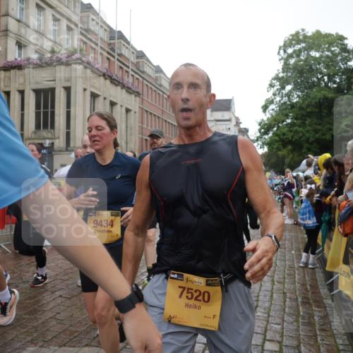 13.09.2026 - Kiel Lauf Yannick Fuchs http://msf.ph/oto/10418872 13.09.2026 10:51:04 Ziel 386, 638, 1442, 1758, 2730, 2772, 3873, 4106, 4258, 4259, 4273, 4354, 4745, 5999, 6293, 6557, 7013, 7469, 8464, 9007, 9092, 9689, 10455, 11281, 11454, 11910, 395, 715, 952, 1124, 1737, 1904, 1921, 2029, 2521, 2530, 2578, 2772, 3238, 3295, 4279, 4875, 4922, 5426, 5430, 5549, 5800, 5992, 6666, 6864, 7224, 7229, 7266, 7314, 7520, 8105, 8131, 8215, 8768, 8848, 9092, 9508, 9599, 9689, 9798, 10028, 10029, 10192, 10198, 10391, 10968, 11454, 11684, 11960, 12092, 12262, 238, 251 meine-sportfotos.de