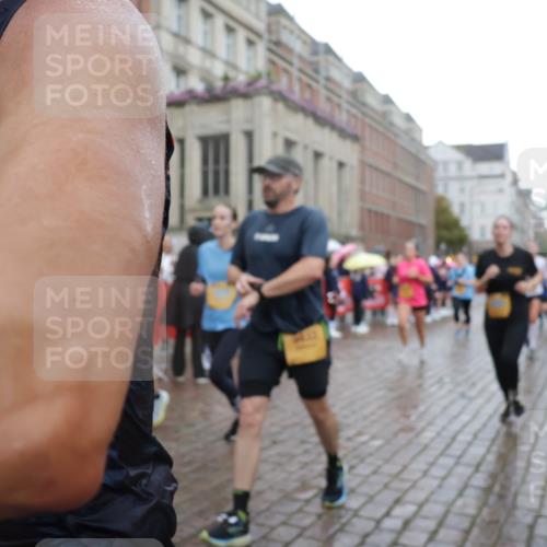 13.09.2026 - Kiel Lauf Yannick Fuchs http://msf.ph/oto/10418884 13.09.2026 10:51:05 Ziel 386, 638, 1442, 1758, 2247, 2730, 3873, 4106, 4258, 4259, 4273, 4354, 4745, 5999, 6293, 6557, 7013, 7469, 8464, 9007, 10455, 11281, 11910, 395, 715, 952, 1737, 1904, 1921, 2029, 2521, 2530, 2578, 2772, 3238, 3295, 4279, 4354, 4875, 5426, 5430, 5549, 5800, 5992, 6666, 6864, 7224, 7229, 7266, 7314, 8105, 8131, 8215, 8768, 8848, 9092, 9508, 9599, 9689, 9798, 10028, 10029, 10192, 10198, 10391, 10968, 11454, 11684, 11960, 12092, 12262, 238, 251, 1904, 5800 meine-sportfotos.de