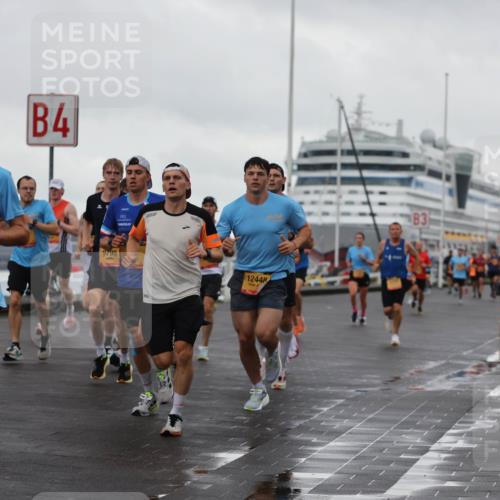 13.09.2026 - Kiel Lauf Andreas Tolksdorf http://msf.ph/oto/10418901 13.09.2026 10:57:14 Kiellinie 4, 397, 3194, 4, 9795, 12448, 83 meine-sportfotos.de