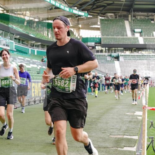 13.09.2026 - 21. swb-Marathon Bremen Michael Burmester http://msf.ph/oto/10418952 13.09.2026 13:20:49 Laufen im Stadion 333, 423, 441, 464, 601, 620, 704, 782, 938, 1066, 1094, 1129, 1156, 1158, 1177, 1316, 1409, 1439, 1446, 1518, 1676, 1697, 1756, 1808, 1815, 1846, 1916, 2010, 2028, 2064, 2139, 2201, 2258, 2278, 2315, 2349, 2394, 2395, 2414, 2417, 2437, 2501, 2519, 2533, 2551, 2588, 2626, 2694, 2695, 2702, 2722, 2736, 2756, 2793, 2828, 2886, 2954, 3004, 3010, 3017, 3018, 3035, 3036, 3037, 3059, 3070, 3074, 3102, 3116, 3139, 3144, 3243, 3263, 3264, 3310, 3315 meine-sportfotos.de