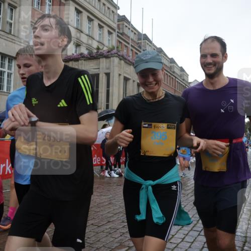 13.09.2026 - Kiel Lauf Yannick Fuchs http://msf.ph/oto/10418962 13.09.2026 10:51:10 Ziel 260, 386, 638, 1758, 2247, 2672, 2730, 3873, 4106, 4258, 4259, 4271, 4273, 4745, 5525, 5999, 6293, 6948, 7469, 8464, 9007, 9742, 10455, 11154, 11214, 11281, 11579, 11910, 12823, 395, 715, 1442, 1737, 1921, 2029, 2521, 2530, 2578, 2772, 3238, 3295, 4279, 4354, 4875, 5426, 5430, 5992, 6557, 7013, 7224, 7229, 7314, 8105, 8215, 8768, 8848, 9092, 9508, 9599, 9689, 9798, 10028, 10029, 10192, 10198, 10391, 10968, 11454, 11684, 11960, 12092, 12262, 238, 251, 1904, 5800 meine-sportfotos.de