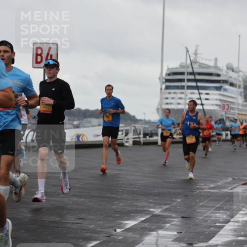 13.09.2026 - Kiel Lauf Andreas Tolksdorf http://msf.ph/oto/10418999 13.09.2026 10:57:16 Kiellinie 12448, 3731, 3 meine-sportfotos.de