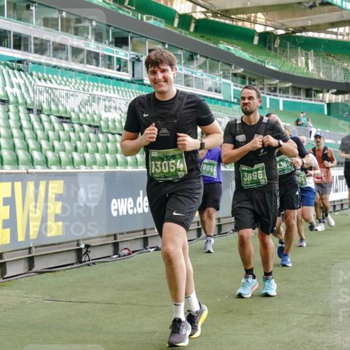 13.09.2026 - 21. swb-Marathon Bremen Michael Burmester http://msf.ph/oto/10419028 13.09.2026 13:20:51 Laufen im Stadion 423, 441, 464, 601, 620, 704, 782, 1060, 1066, 1094, 1129, 1156, 1158, 1177, 1316, 1409, 1439, 1446, 1518, 1676, 1697, 1756, 1808, 1815, 1846, 1916, 2010, 2028, 2064, 2139, 2201, 2258, 2278, 2315, 2349, 2394, 2395, 2414, 2417, 2437, 2501, 2519, 2533, 2551, 2588, 2626, 2694, 2695, 2702, 2722, 2736, 2756, 2793, 2828, 2886, 2954, 3004, 3010, 3017, 3018, 3022, 3035, 3036, 3037, 3059, 3070, 3074, 3102, 3116, 3139, 3144, 3243, 3263, 3264, 3310, 3315 meine-sportfotos.de