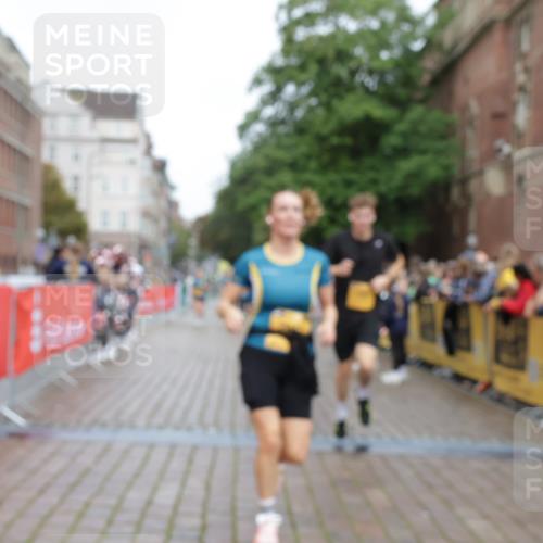 13.09.2026 - Kiel Lauf Yannick Fuchs http://msf.ph/oto/10419030 13.09.2026 09:40:33 Ziel 1081, 2695, 2847, 3694, 6563, 7131, 7239, 7730, 11750, 1120, 2284, 2546, 3416, 3724, 4987, 5081, 5946, 9734, 10413, 10418, 10825, 10971, 11410, 12715, 420, 1630, 3552, 6299, 8636, 9578, 10353, 11792, 12225, 2123, 6209, 10031, 11034 meine-sportfotos.de