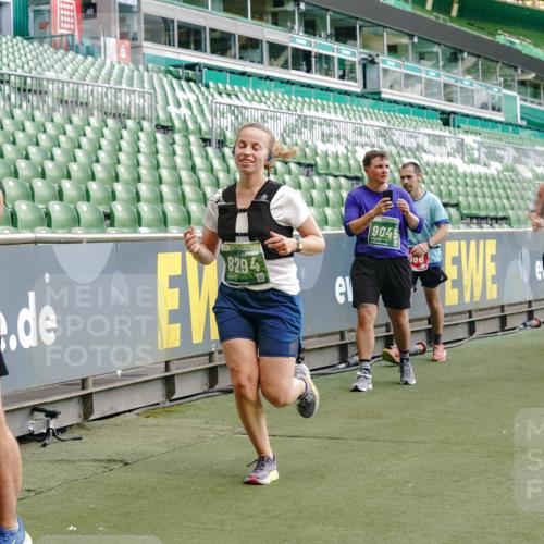 13.09.2026 - 21. swb-Marathon Bremen Michael Burmester http://msf.ph/oto/10419128 13.09.2026 13:20:54 Laufen im Stadion 258, 423, 441, 464, 601, 620, 704, 782, 1060, 1066, 1094, 1129, 1156, 1158, 1177, 1316, 1409, 1439, 1446, 1518, 1676, 1697, 1756, 1808, 1815, 1846, 1916, 2010, 2028, 2064, 2139, 2201, 2258, 2278, 2349, 2394, 2395, 2414, 2417, 2437, 2501, 2519, 2533, 2551, 2588, 2626, 2694, 2695, 2702, 2722, 2736, 2756, 2793, 2828, 2886, 2954, 2995, 3004, 3010, 3017, 3018, 3022, 3035, 3036, 3037, 3059, 3070, 3074, 3102, 3116, 3139, 3144, 3225, 3243, 3263, 3264, 3310, 3315 meine-sportfotos.de