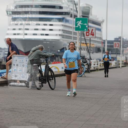 13.09.2026 - Kiel Lauf Andreas Tolksdorf http://msf.ph/oto/10419184 13.09.2026 10:08:54 Kiellinie 2913, 4, 3, 7737 meine-sportfotos.de