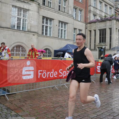 13.09.2026 - Kiel Lauf Yannick Fuchs http://msf.ph/oto/10419300 13.09.2026 10:51:30 Ziel 101, 240, 901, 1804, 1890, 2035, 2519, 2690, 2803, 3029, 3440, 3751, 3879, 4040, 4205, 4613, 4619, 4646, 4939, 5441, 5735, 6663, 6928, 7043, 7914, 8373, 9030, 9699, 9951, 9970, 10384, 10440, 10459, 10474, 10617, 11079, 11171, 12019, 12300, 12420, 238, 251, 260, 386, 638, 680, 1442, 1758, 2247, 2672, 2730, 3873, 4106, 4205, 4258, 4259, 4271, 4273, 4354, 4745, 5525, 5999, 6293, 6557, 6865, 6948, 7013, 7469, 8464, 9007, 201, 310, 1754, 2393, 2468, 3013, 4084, 5174, 7141 meine-sportfotos.de
