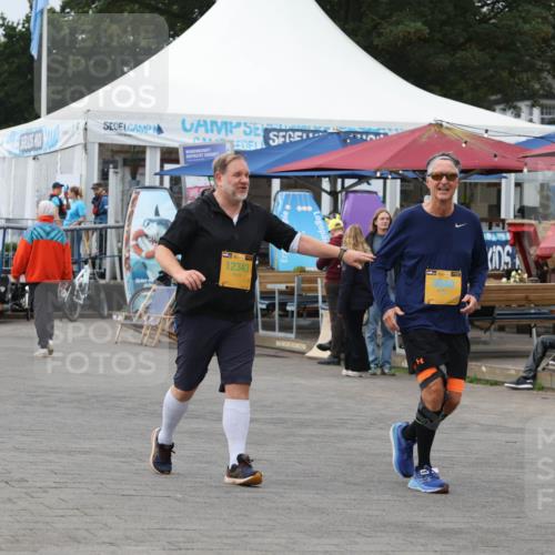 13.09.2026 - Kiel Lauf Andreas Tolksdorf http://msf.ph/oto/10419328 13.09.2026 10:09:04 Kiellinie 7737, 12343, 2 meine-sportfotos.de