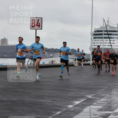13.09.2026 - Kiel Lauf Andreas Tolksdorf http://msf.ph/oto/10419450 13.09.2026 10:57:24 Kiellinie 3157, 4, 2231, 428, 3 meine-sportfotos.de